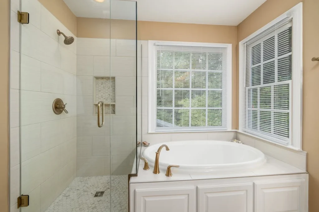 Bathroom Windows Frosted Glass